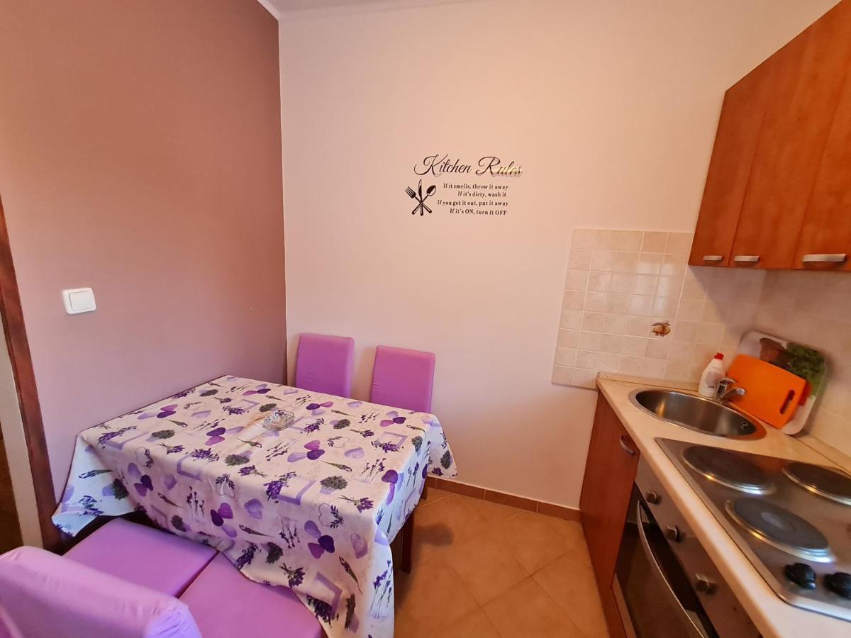 Apartments Nada Mundanije Ngoại thất bức ảnh