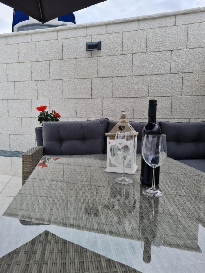 Apartments Nada Mundanije Ngoại thất bức ảnh